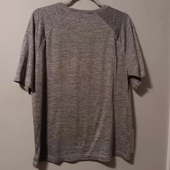 Majestic Men's Heather Gray Seattle Mariners Short-Sleeve Logo Tee - Picture 2 of 11